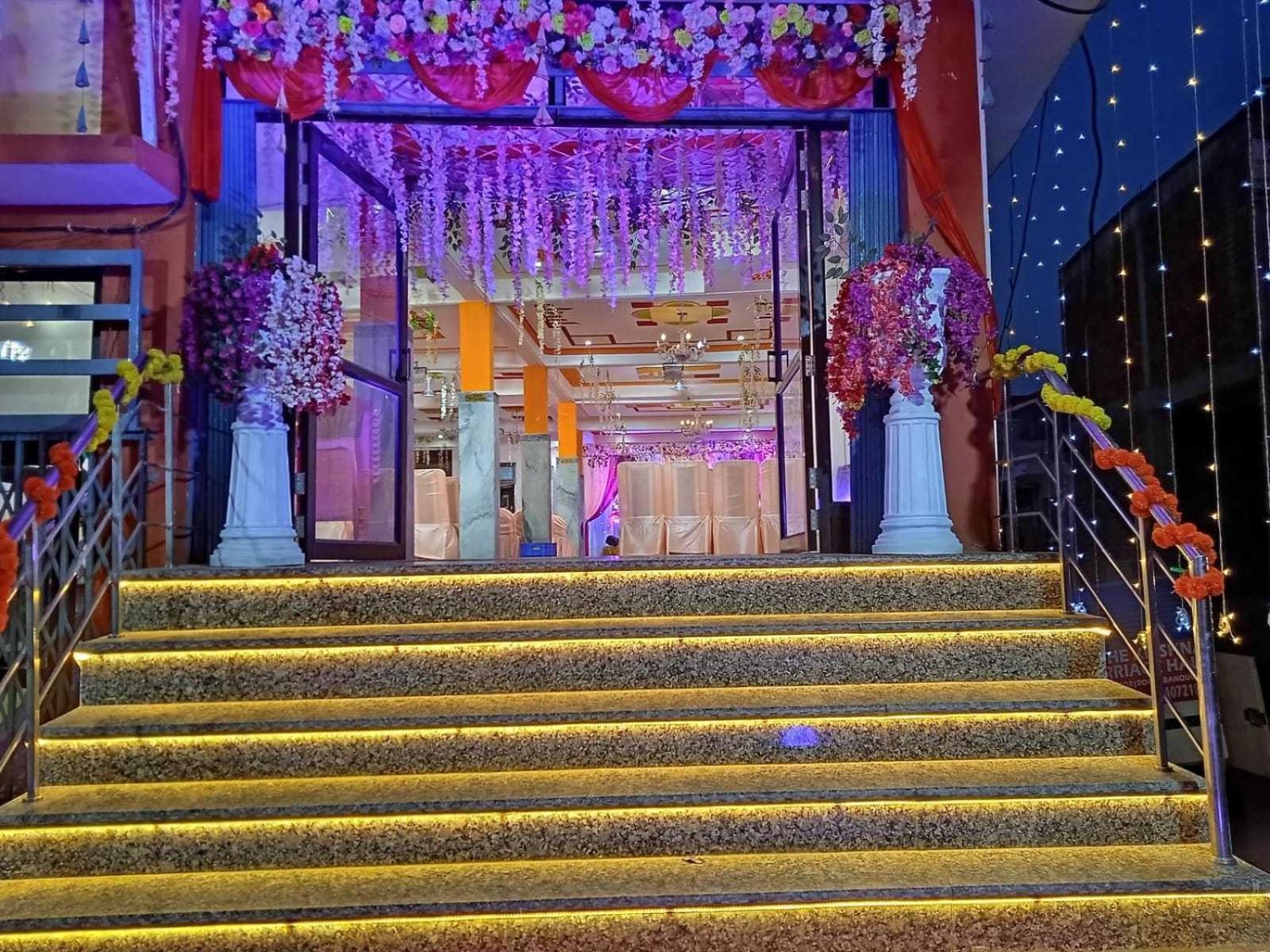 Oyo Hotel Radhe Krishna Marriage Hall Lucknow Bagian luar foto